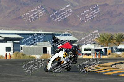 media/Feb-26-2023-CVMA (Sun) [[c890c6e7db]]/Race 17 Amateur Supersport Middleweight/